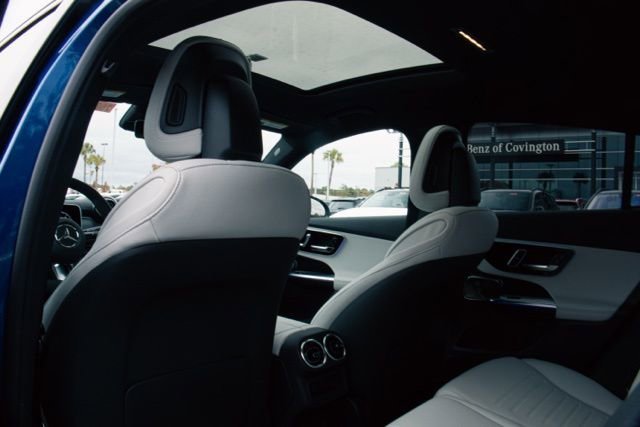 New 2026 Starling Blue Metallic Mercedes-Benz GLC 300 image 32