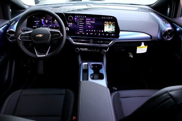2025 Chevrolet Equinox EV LT - Photo 16