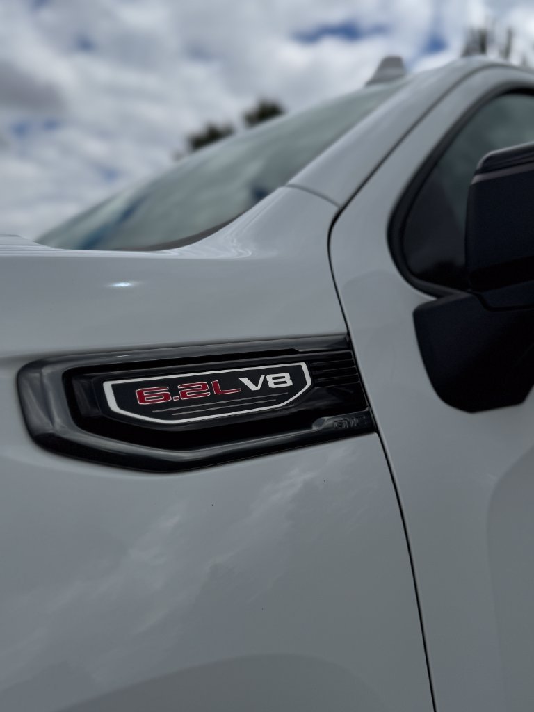 Used 2022 Summit White GMC AT4 image 47