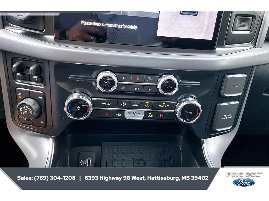 New 2026 Oxford White Ford XLT image 24