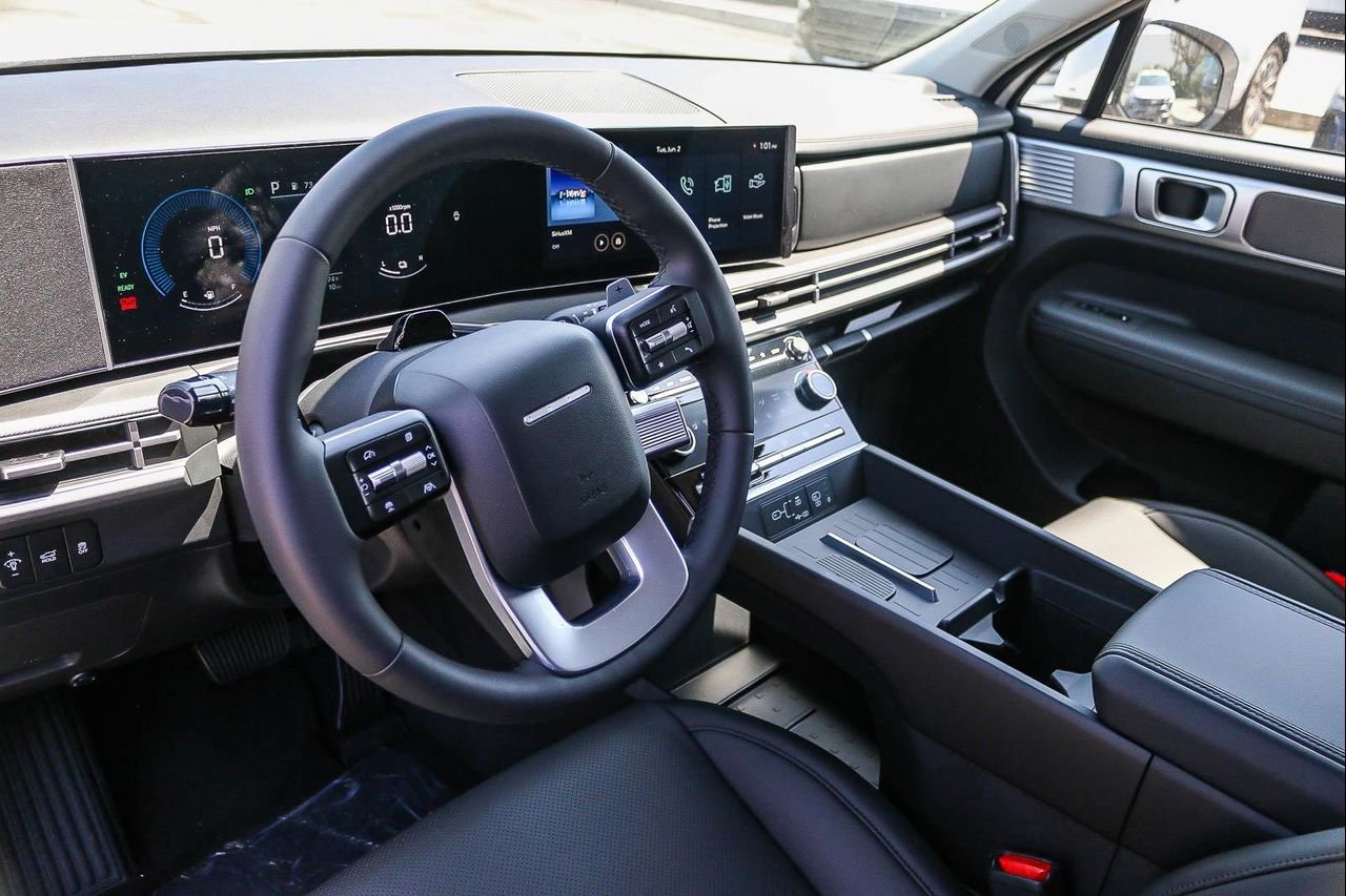 New 2026 White Hyundai SEL image 23