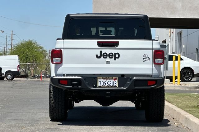 Certified Used 2023 White/off-white Jeep Willys image 4