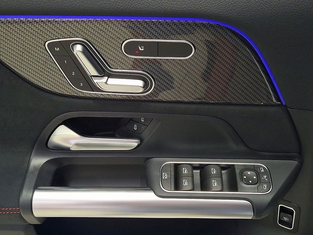 New 2026 Polar White Mercedes-Benz GLA 35 AMG® image 9