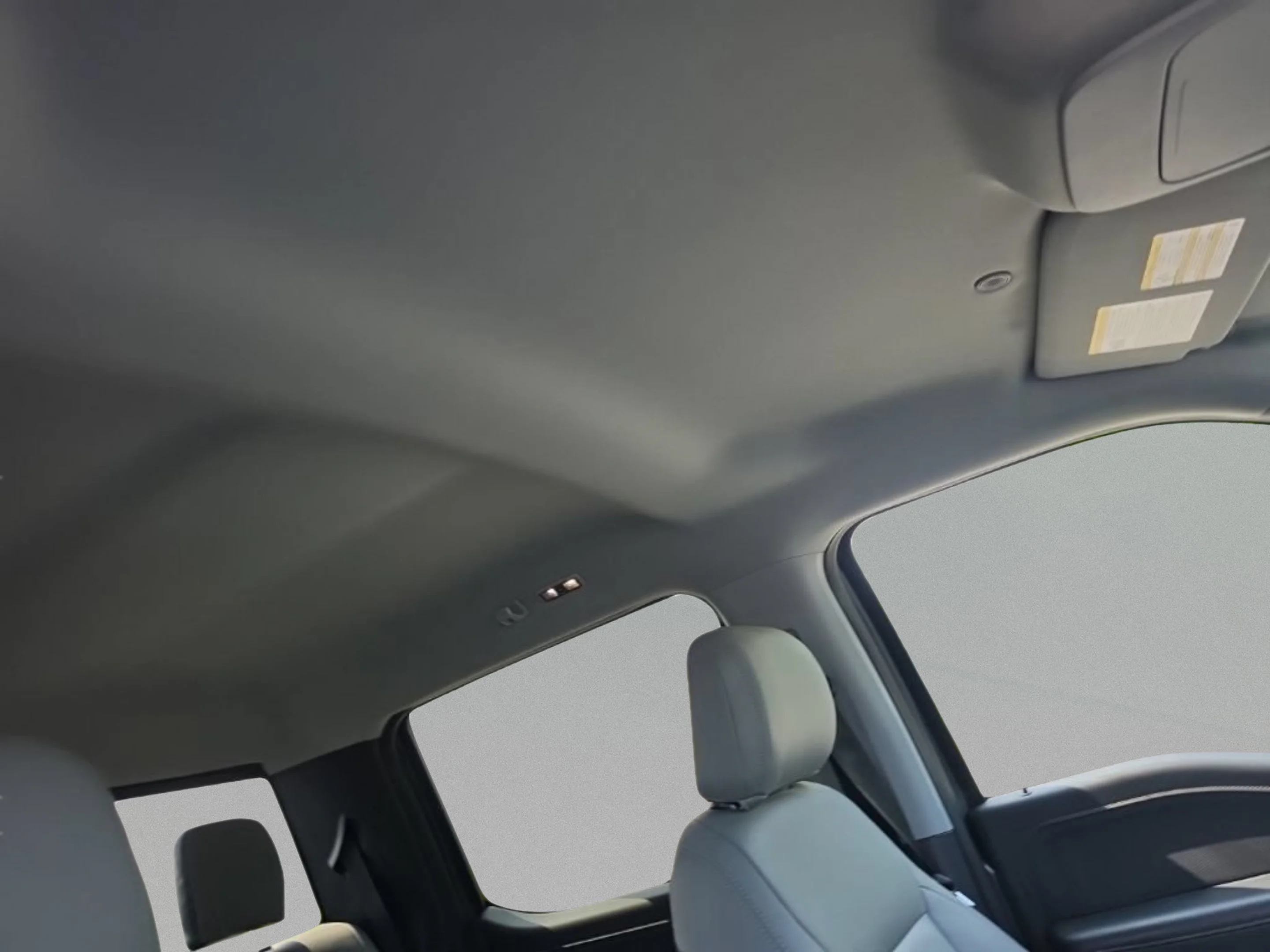 Used 2025 Gray Ford XLT image 33