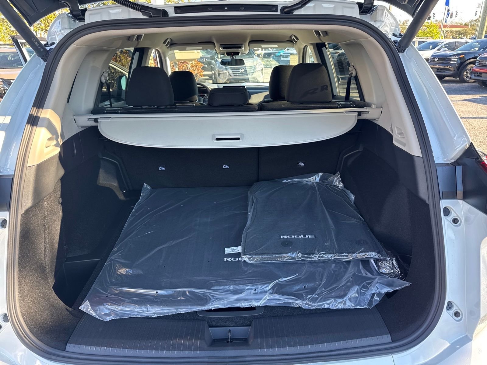 New 2026 Nissan Rogue SV 4D Sport Utility