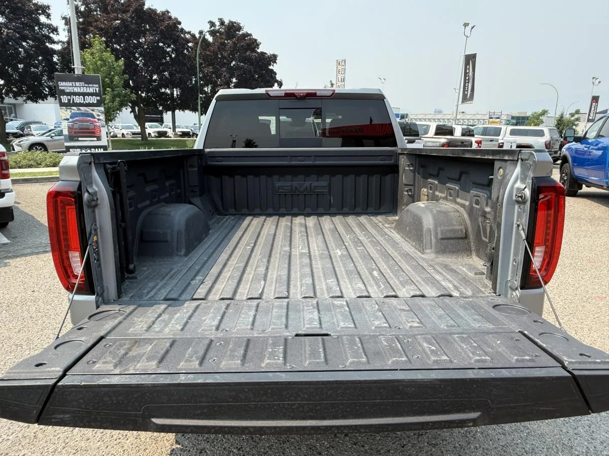 Used 2025 Silver GMC Denali image 6