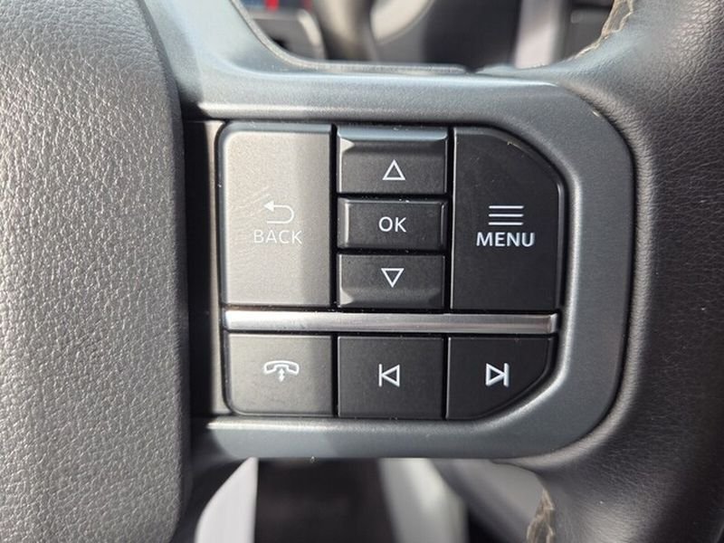Used 2024 Iconic Silver Metallic Ford XLT image 25