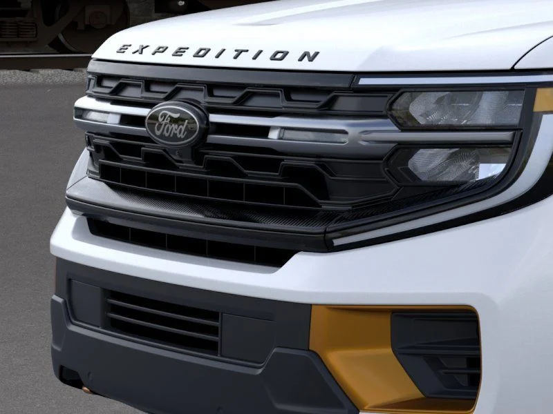 New 2026 Star White Metallic Tri-Coat Ford Tremor image 17