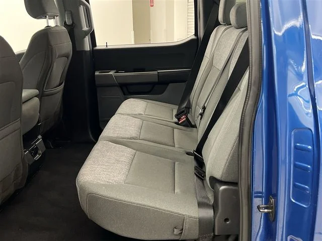 Used 2023 Blue Ford XLT image 11