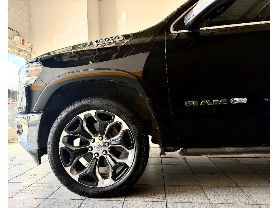 Used 2019 Diamond Black Crystal Pearlcoat Ram Longhorn image 7