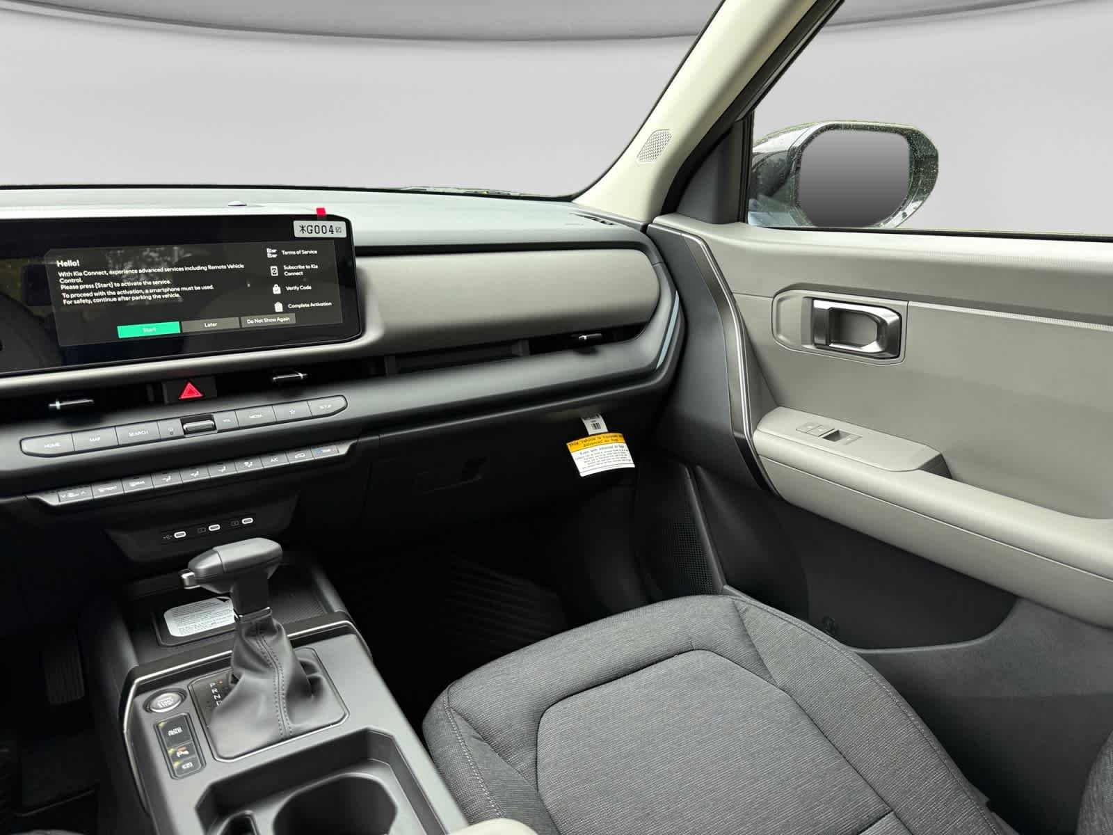New 2027 Pale Gray Kia S image 19