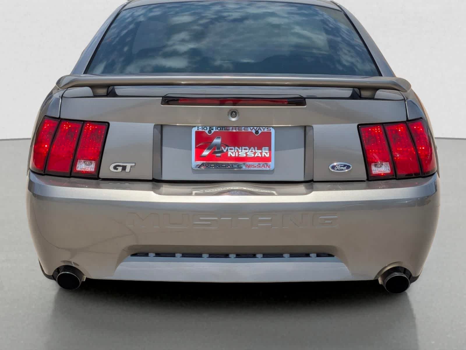 Used 2001 Gray Ford  image 5