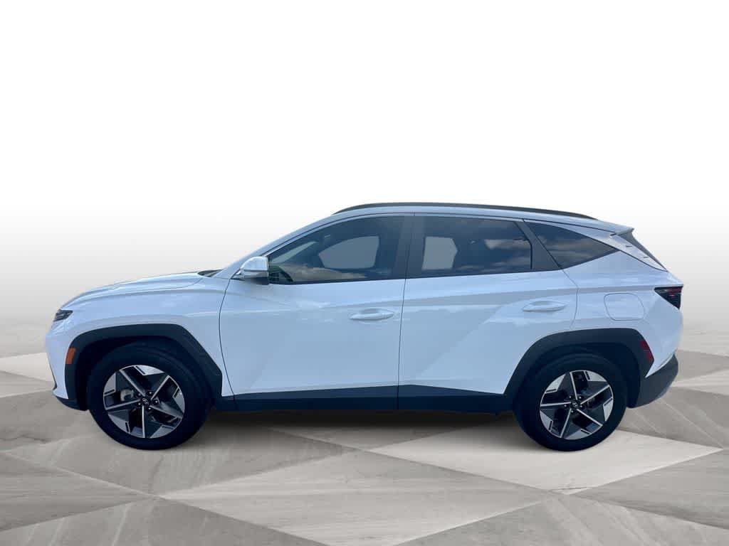 Used 2025 Serenity White Pearl Hyundai SEL Convenience image 5