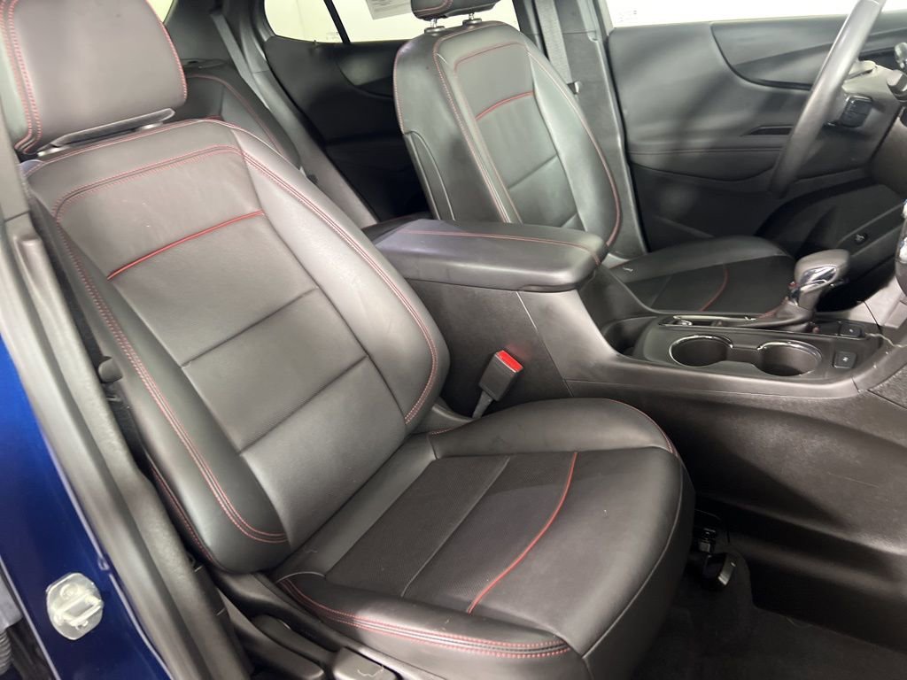 Used 2022 Blue Glow Metallic Chevrolet RS image 13