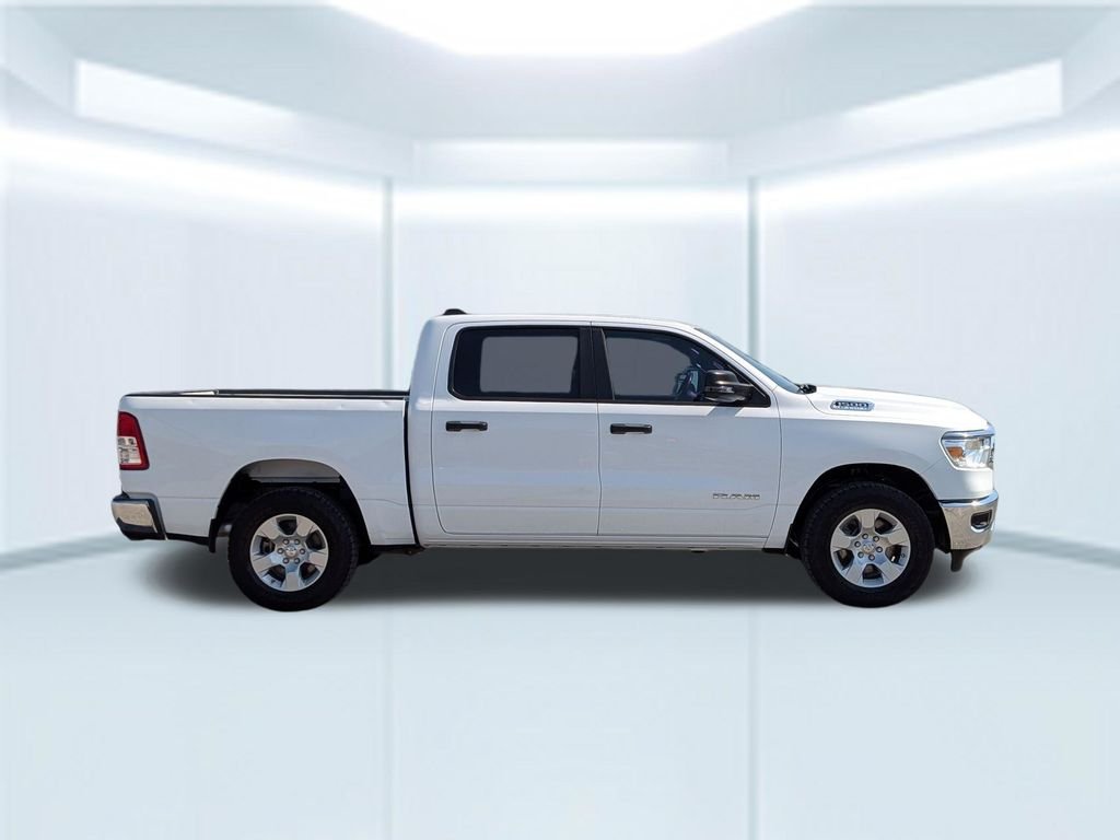 Used 2024 White Ram Big Horn/Lone Star image 7