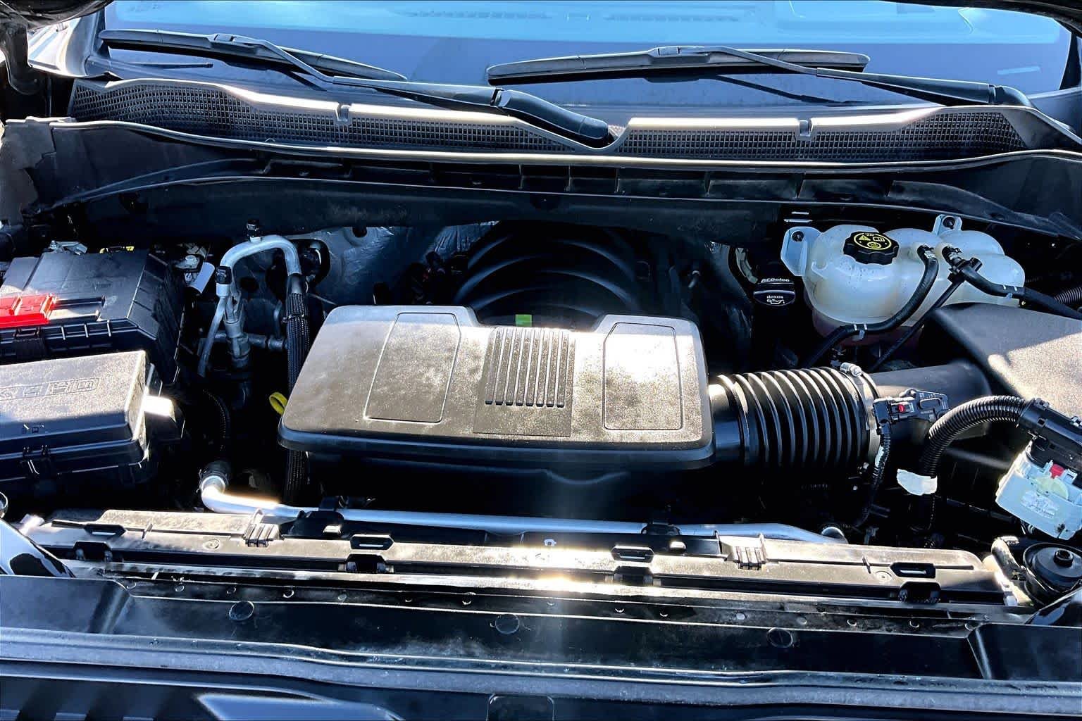 Used 2024 Black Chevrolet ZR2 image 32