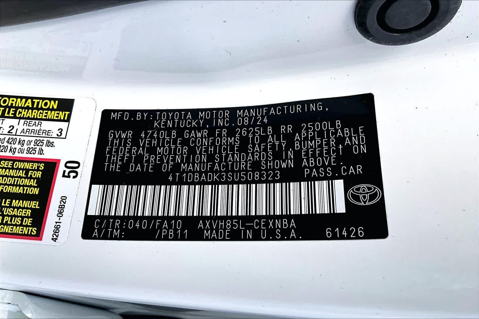 Used 2025 Ice Cap Toyota LE image 33