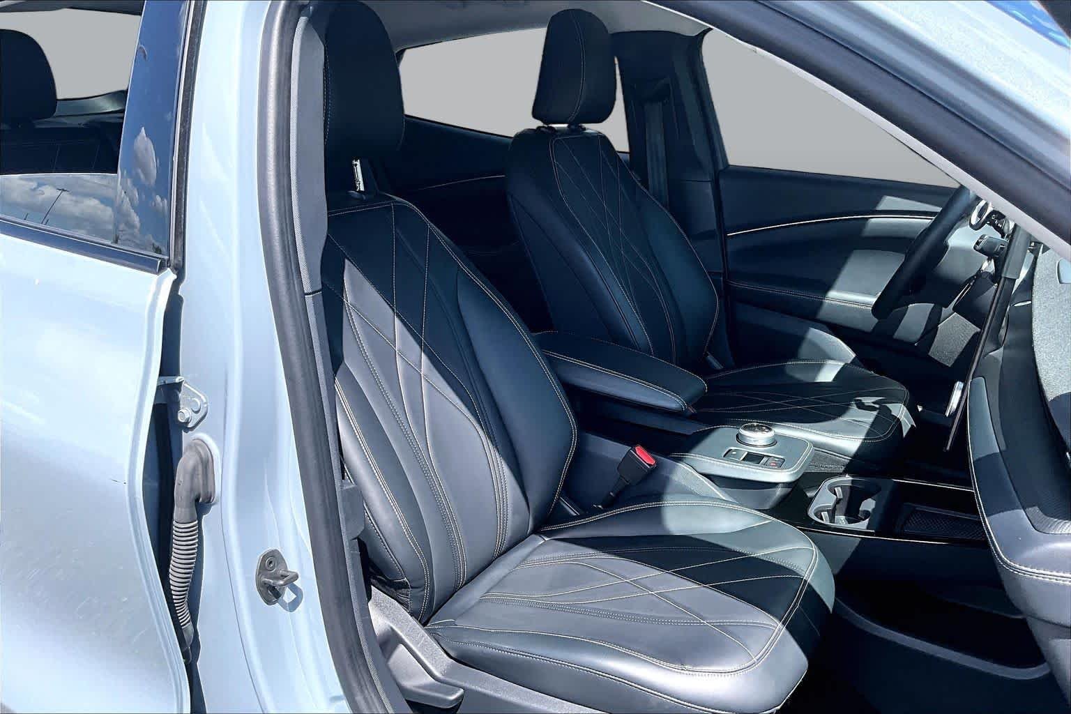 Pre-Owned 2024 Ford Mustang Mach-E Select