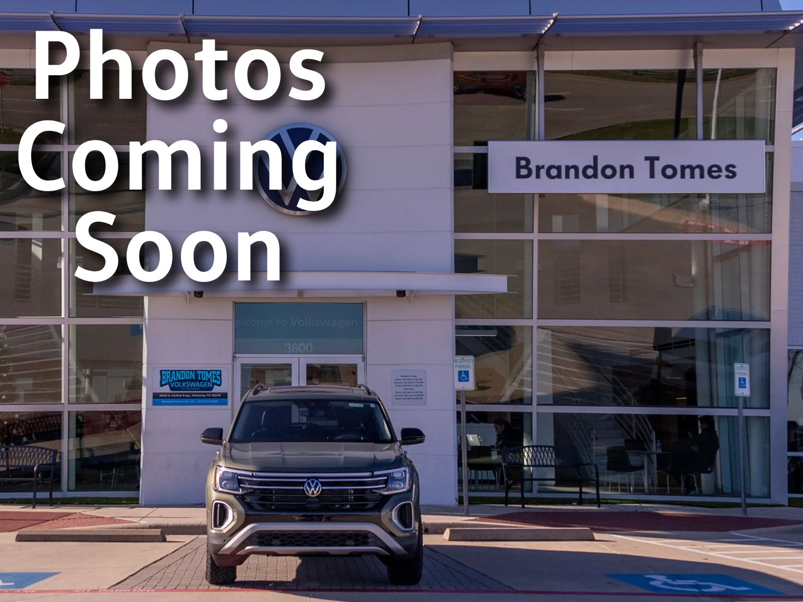 2026 Volkswagen Tiguan 2.0T SE's photo