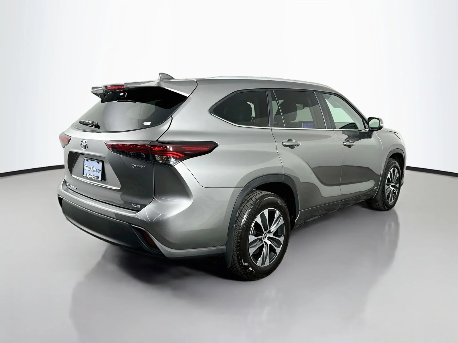 Certified Used 2026 Gray Toyota XLE image 29