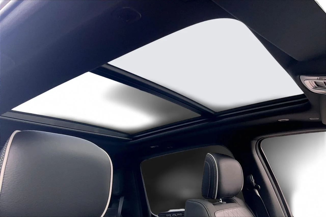 New 2026 Diamond Black Crystal Pearl-Coat Exterior Paint RAM Limited image 15