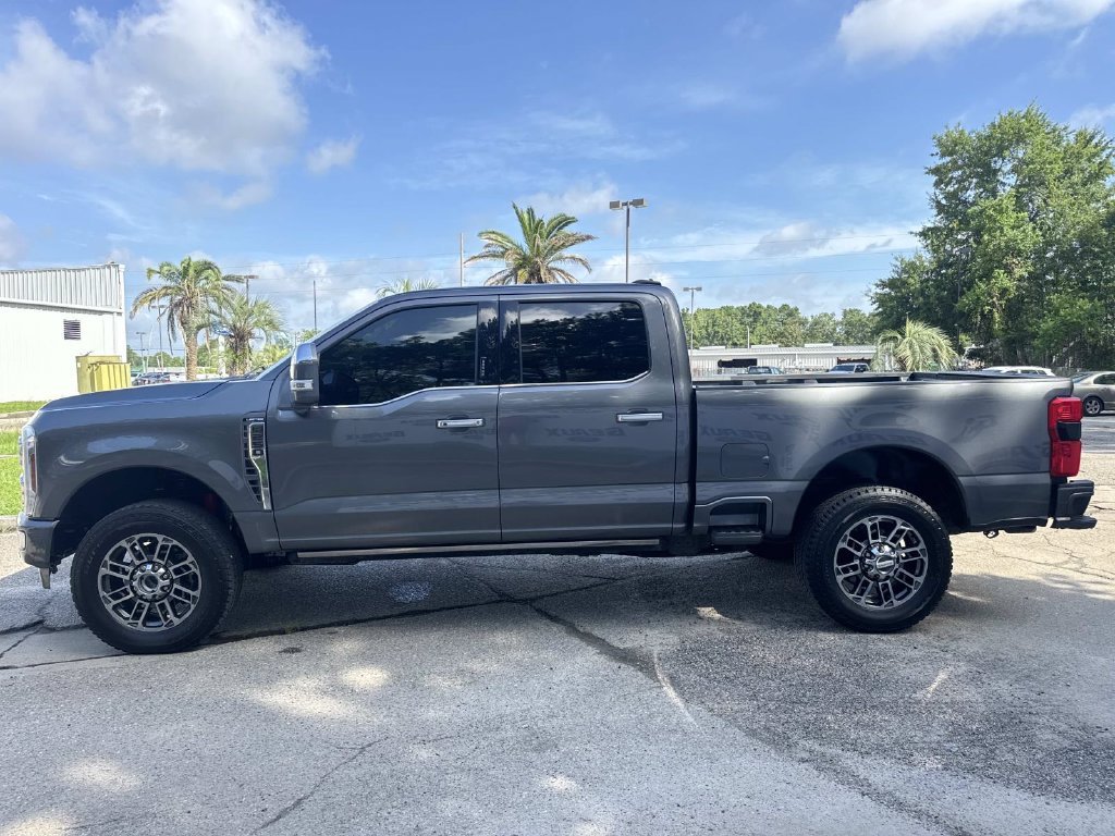 Used 2024 Gray Ford Limited image 8