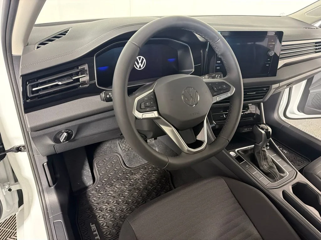 New 2027 White Volkswagen 1.5T S image 8