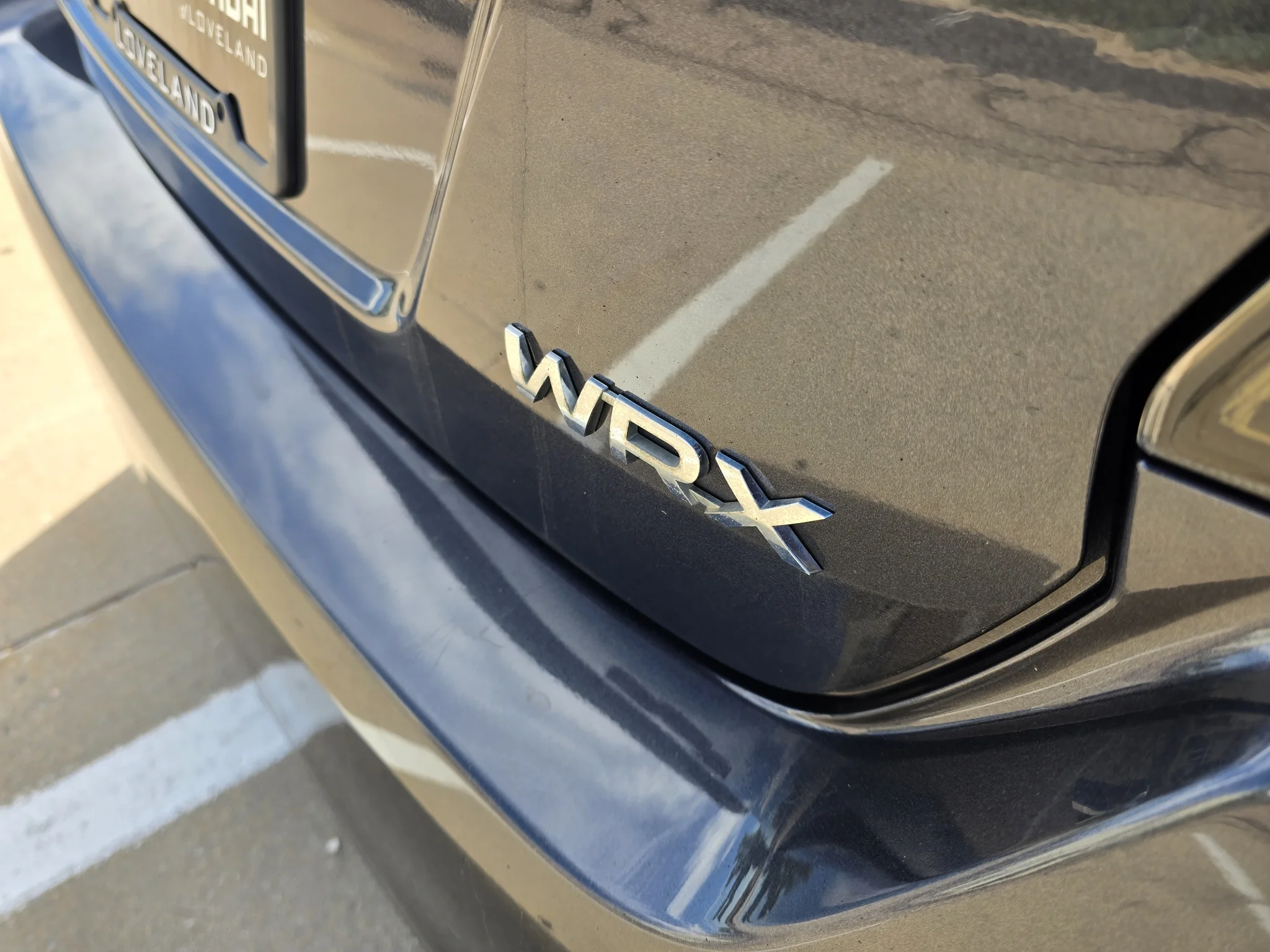 Used 2018 Dark Gray Metallic Subaru Premium image 11
