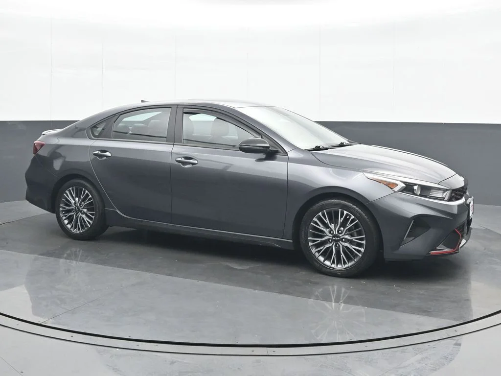Used 2023 Gray Kia GT-Line image 8