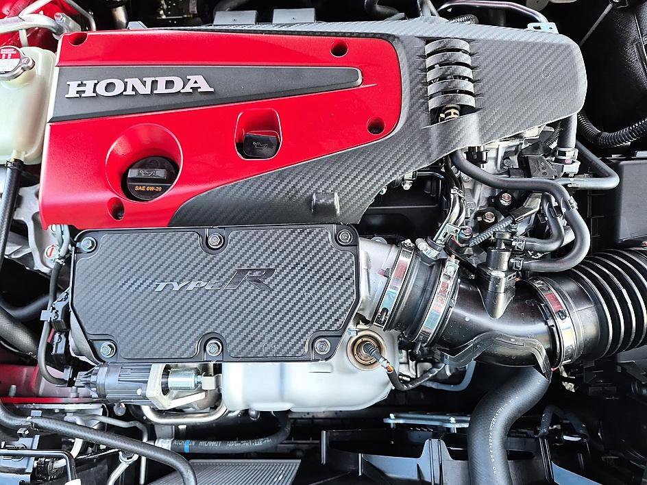 Used 2025 RALLYE RED Honda TYPER image 36