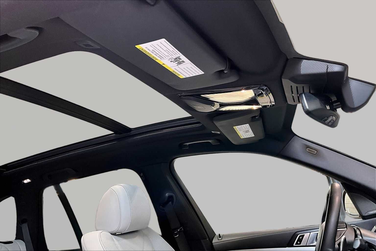 Used 2024 Black Sapphire Metallic BMW xDrive40i image 14