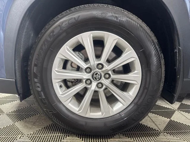 Certified Used 2024 Cloud Toyota XLE image 10