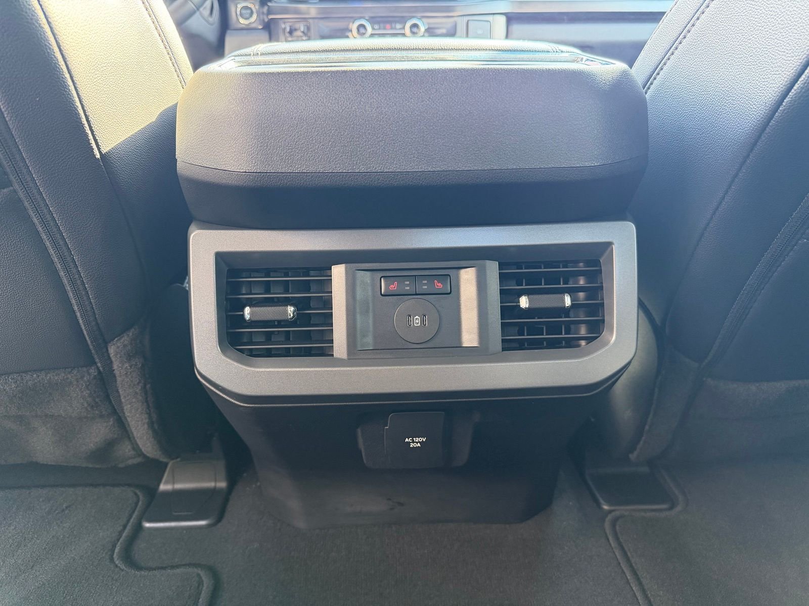 2026 Ford F-350 Super Duty Lariat - Photo 29