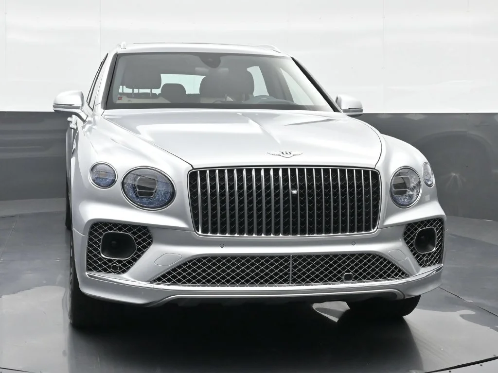 Certified Used 2023  Bentley Azure image 15