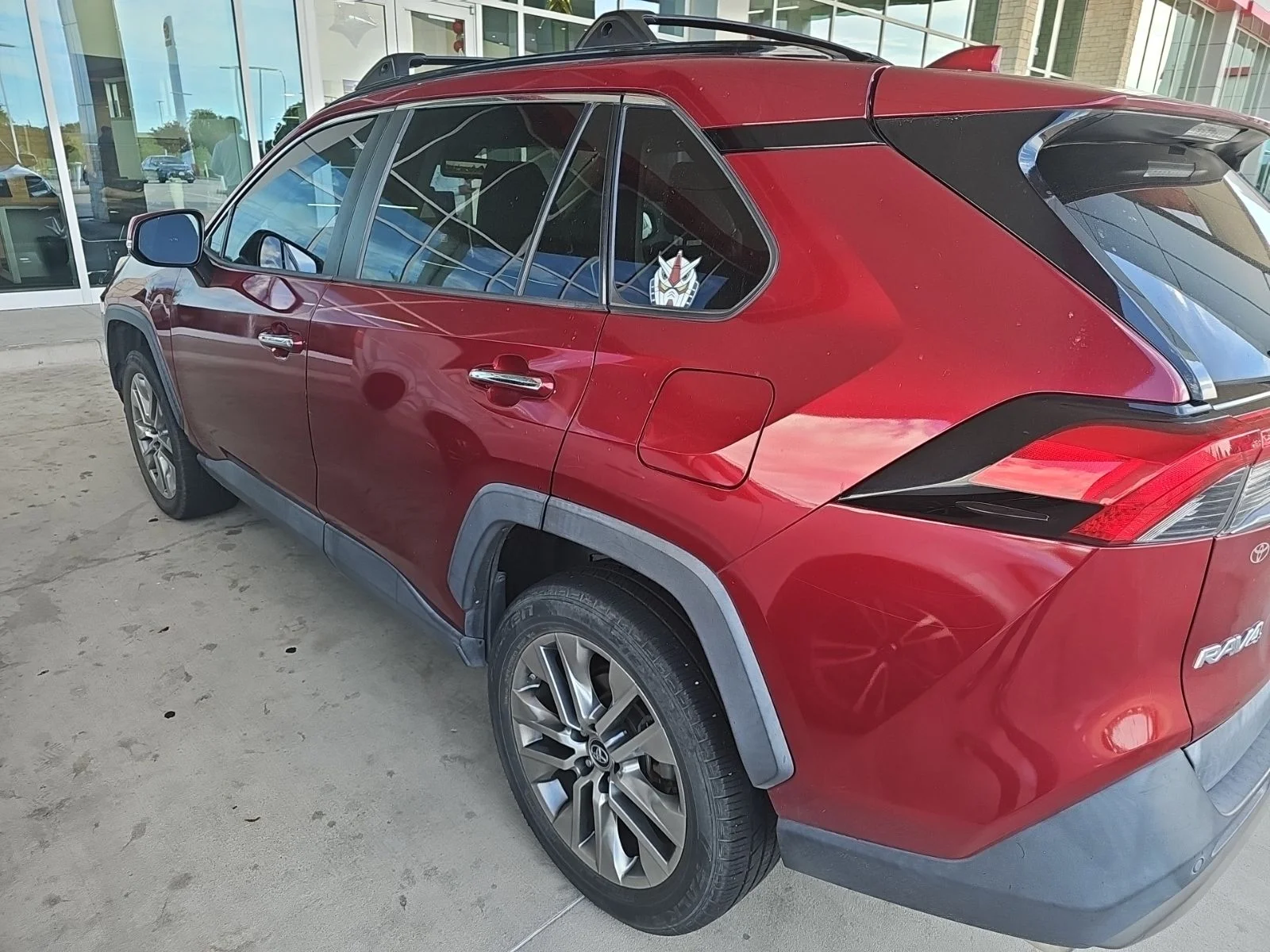 Used 2019 Red Toyota Limited image 16
