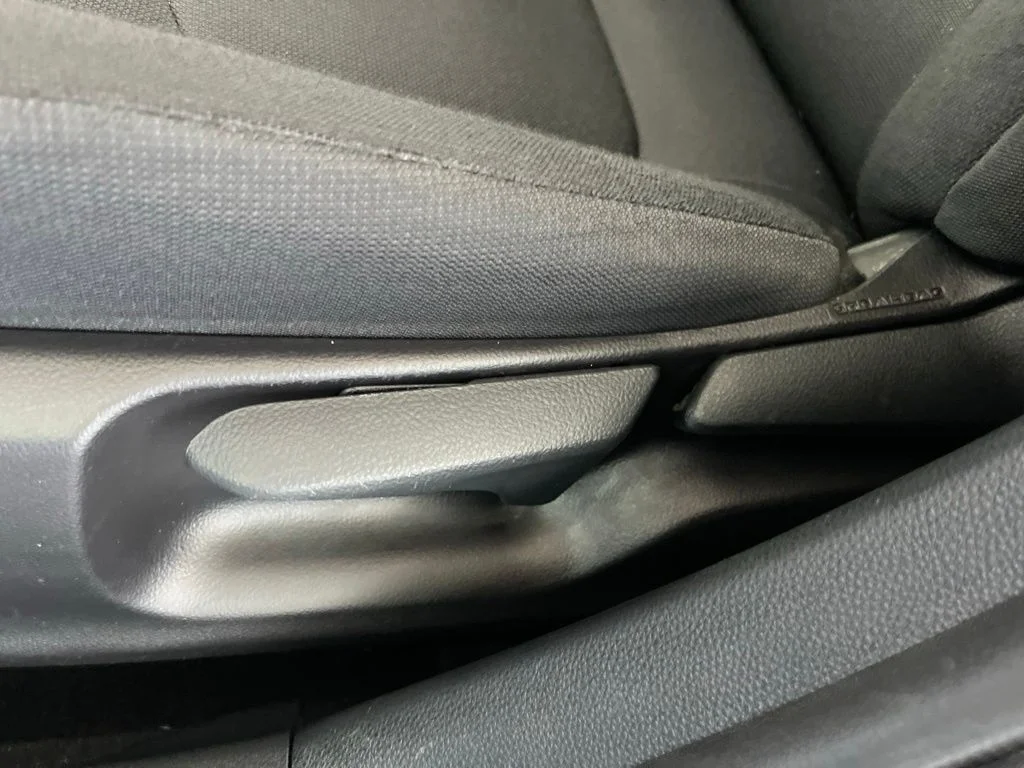 Used 2020 Silver Toyota LE image 22