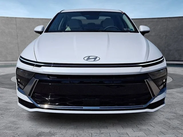 New 2026 White Hyundai SEL Sport image 2