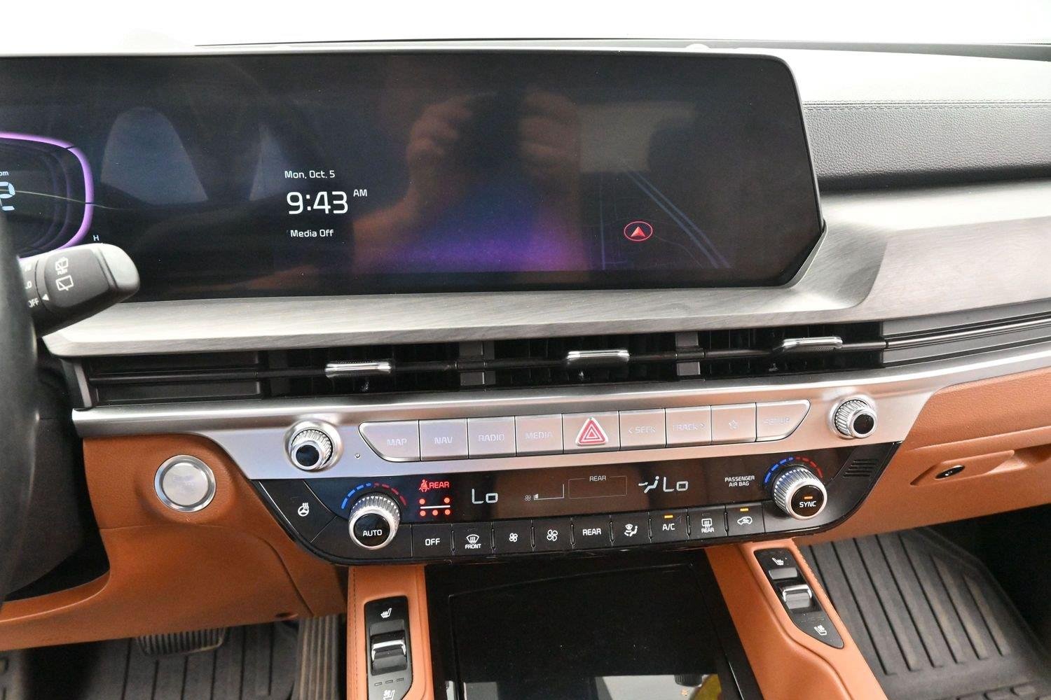 Used 2024 Dark Moss Kia EX X-Line image 23