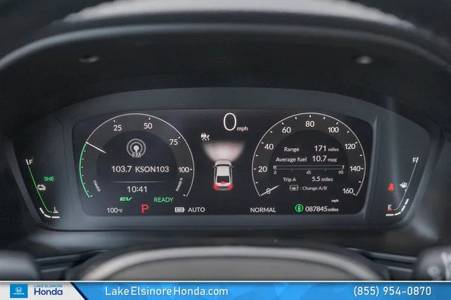 Used 2025 Meteorite Gray Metallic Honda Touring image 26