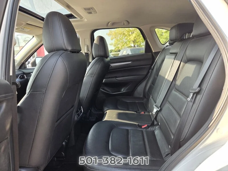 Used 2023 White Metallic MAZDA 2.5 S PREFERRED PACKAGE AWD image 12