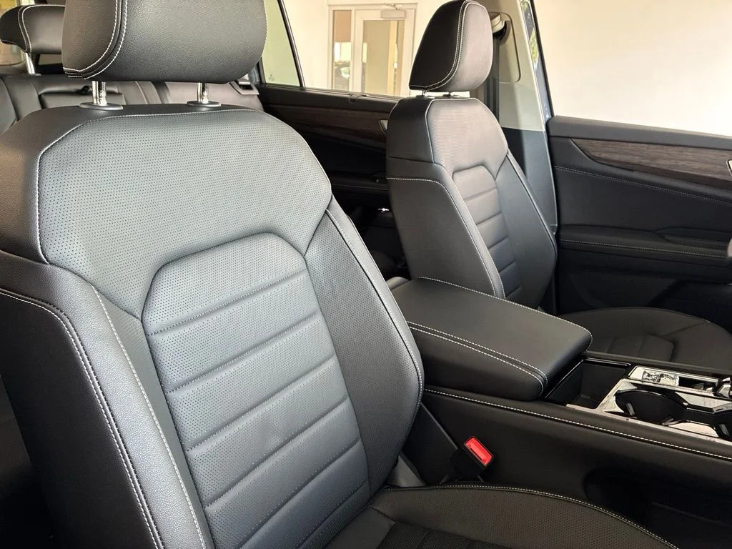 New 2026 Gray Volkswagen 2.0T SEL image 30