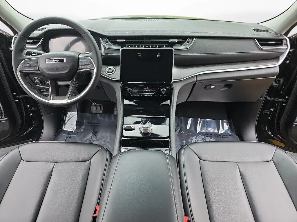 Used 2023 Black Jeep Limited image 9