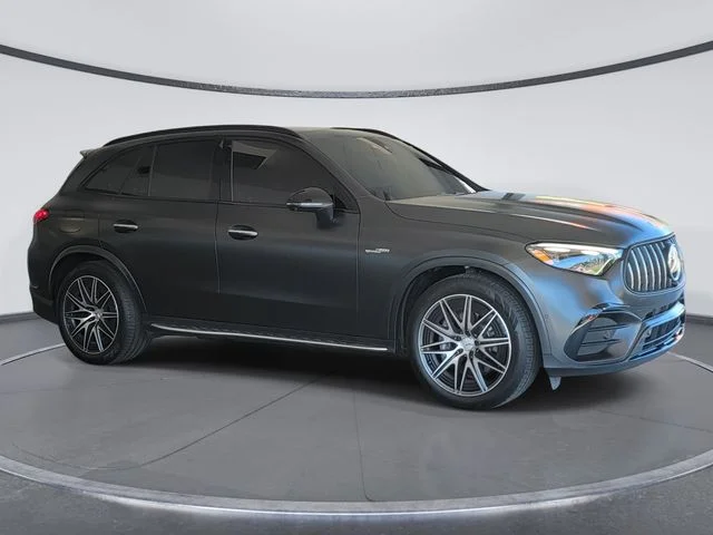 Used 2025  Mercedes-Benz GLC 63 AMG® S E Performance image 2