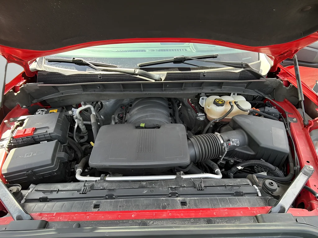 Used 2022 Red GMC Elevation image 20