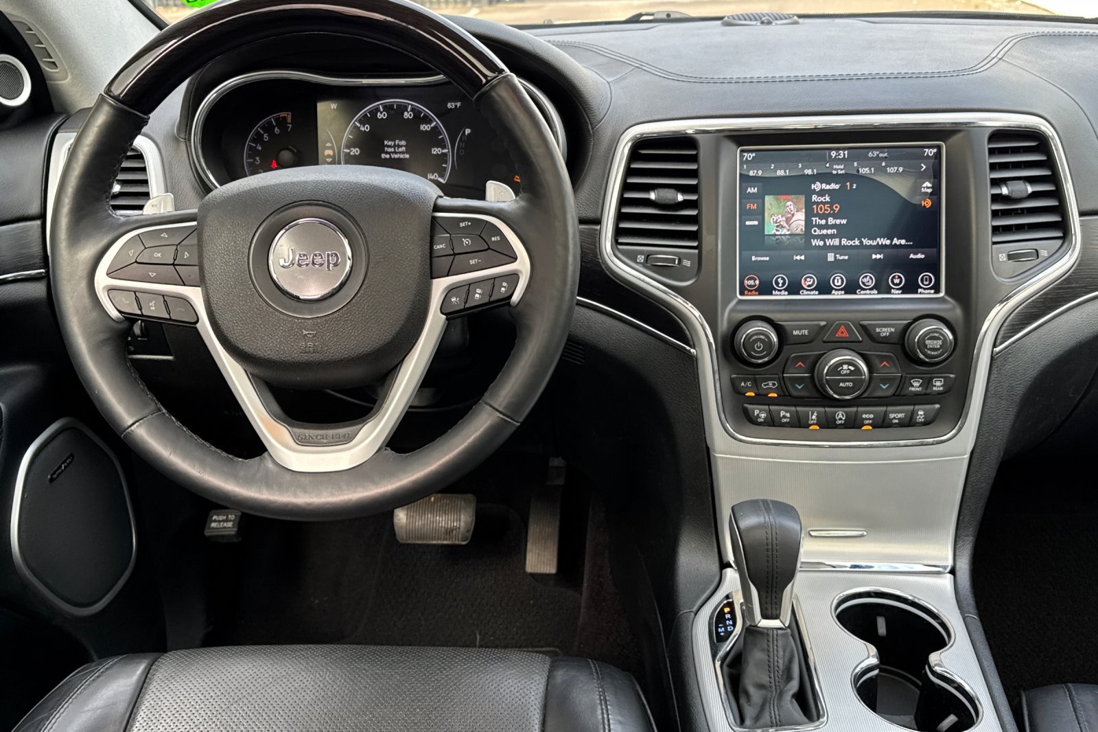 Certified Used 2018 Granite Crystal Clearcoat Metallic Jeep Summit image 14
