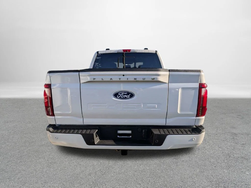 New 2026 Star White Metallic Tri-Coat Ford Platinum® image 4