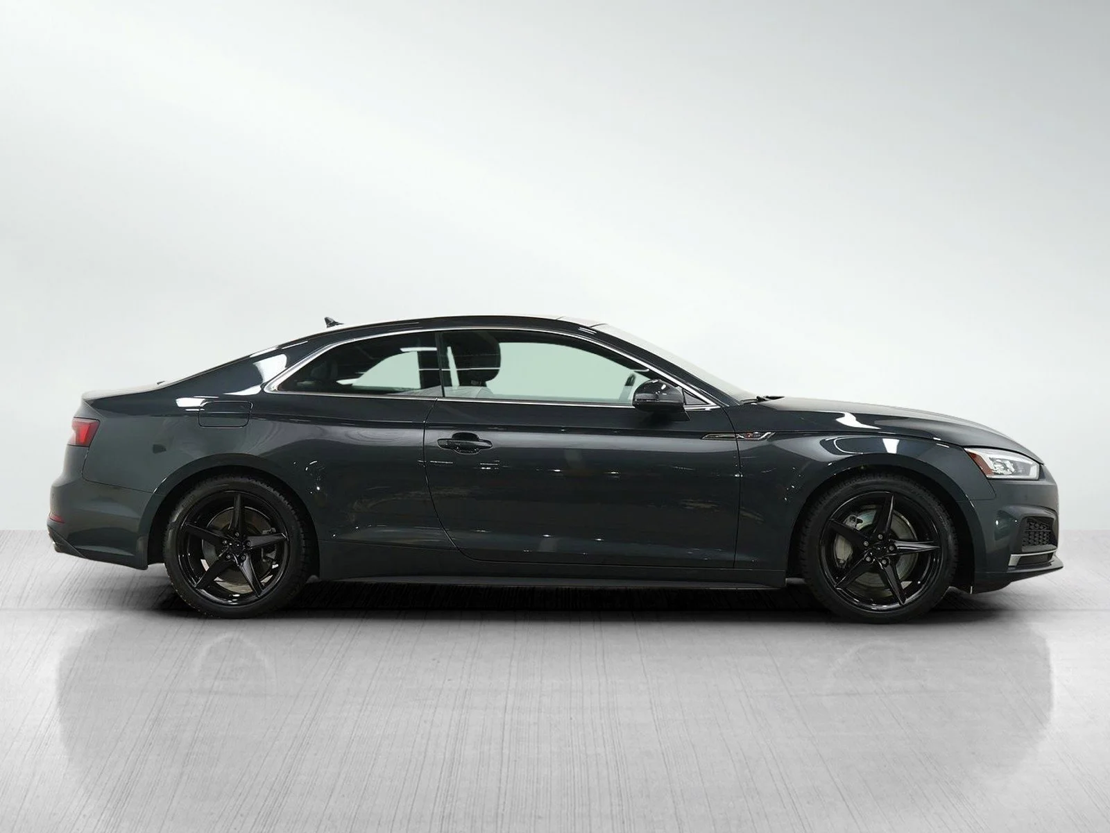 Used 2019 Manhattan Gray Metallic Audi 2.0T Premium Plus image 6