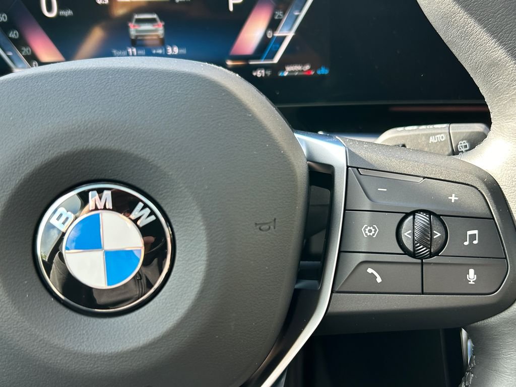 New 2026 Cape York Green Metallic BMW xDrive28i image 20