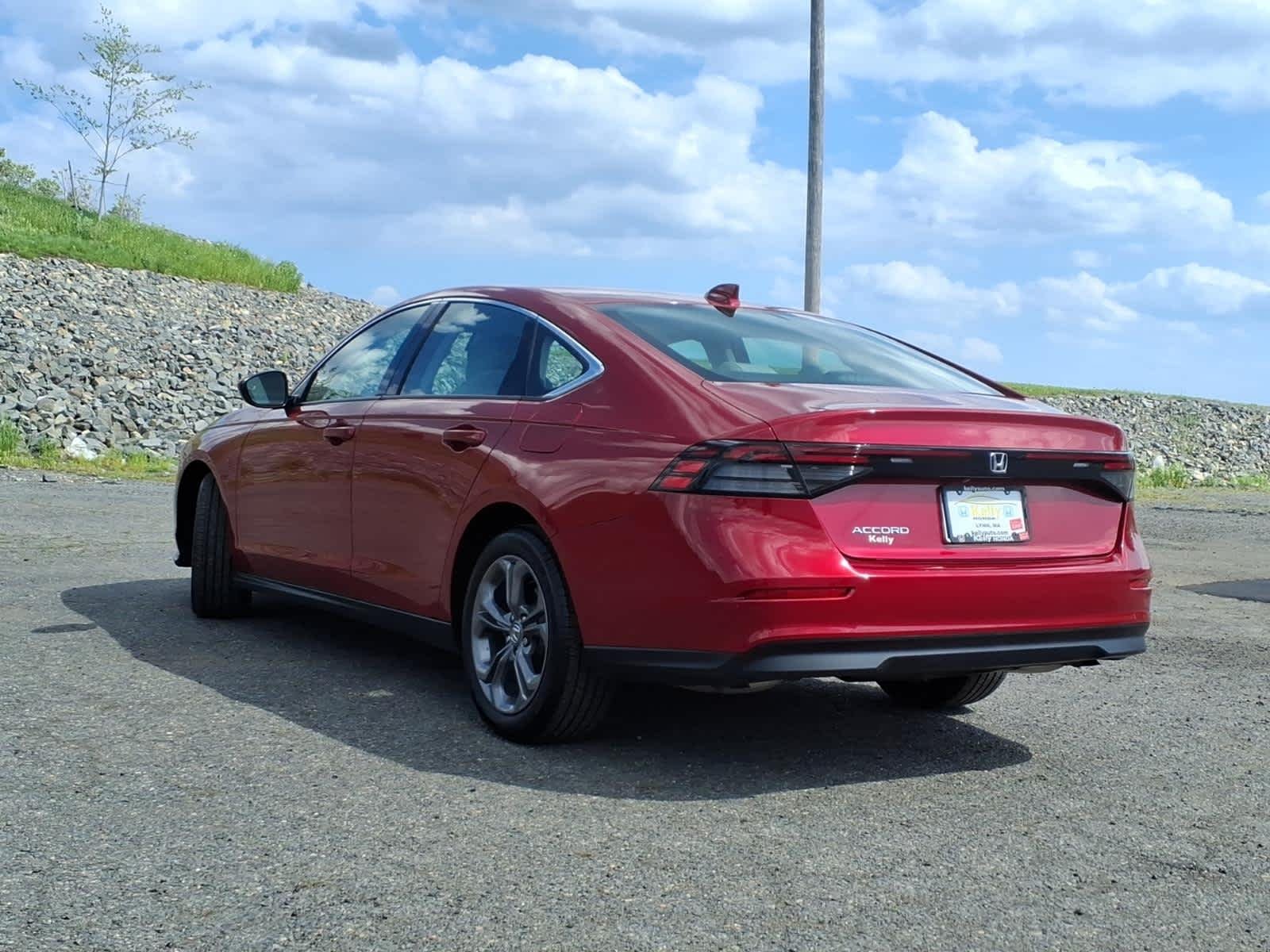 2023 Honda Accord EX - Photo 7