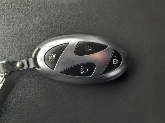 Used 2024 Green Hyundai SEL image 10